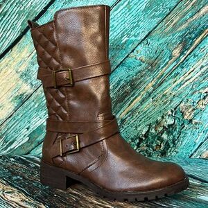 * Sole society, brown quilted ankle boots with side buckle